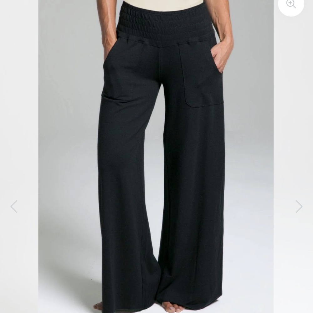 Kira Grace Wide Leg Pull-On Pants - Black